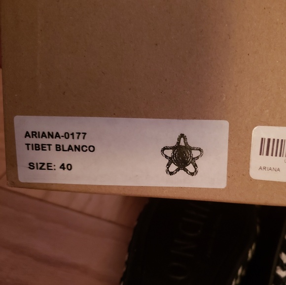 Shoes - Picture 6 of 8